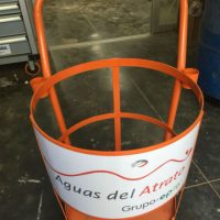 SOPORTE PARA IMPLEMENTOS DE ASEO- Hecho en Hierro.